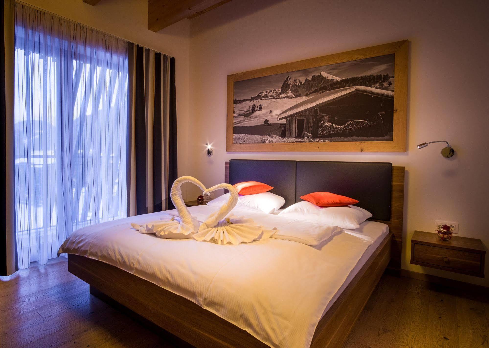 Apartments Dolomit-Royal Sillian Exterior photo